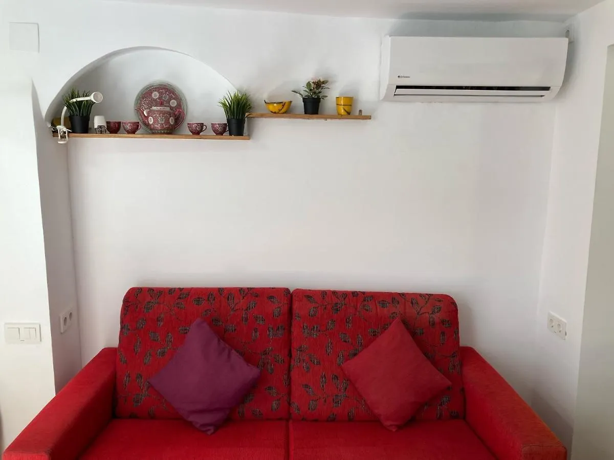 Malagueña Salerosa Apartamento - casa mata de 1 a 4 dormitorios con terraza o patio propio Málaga 0*,